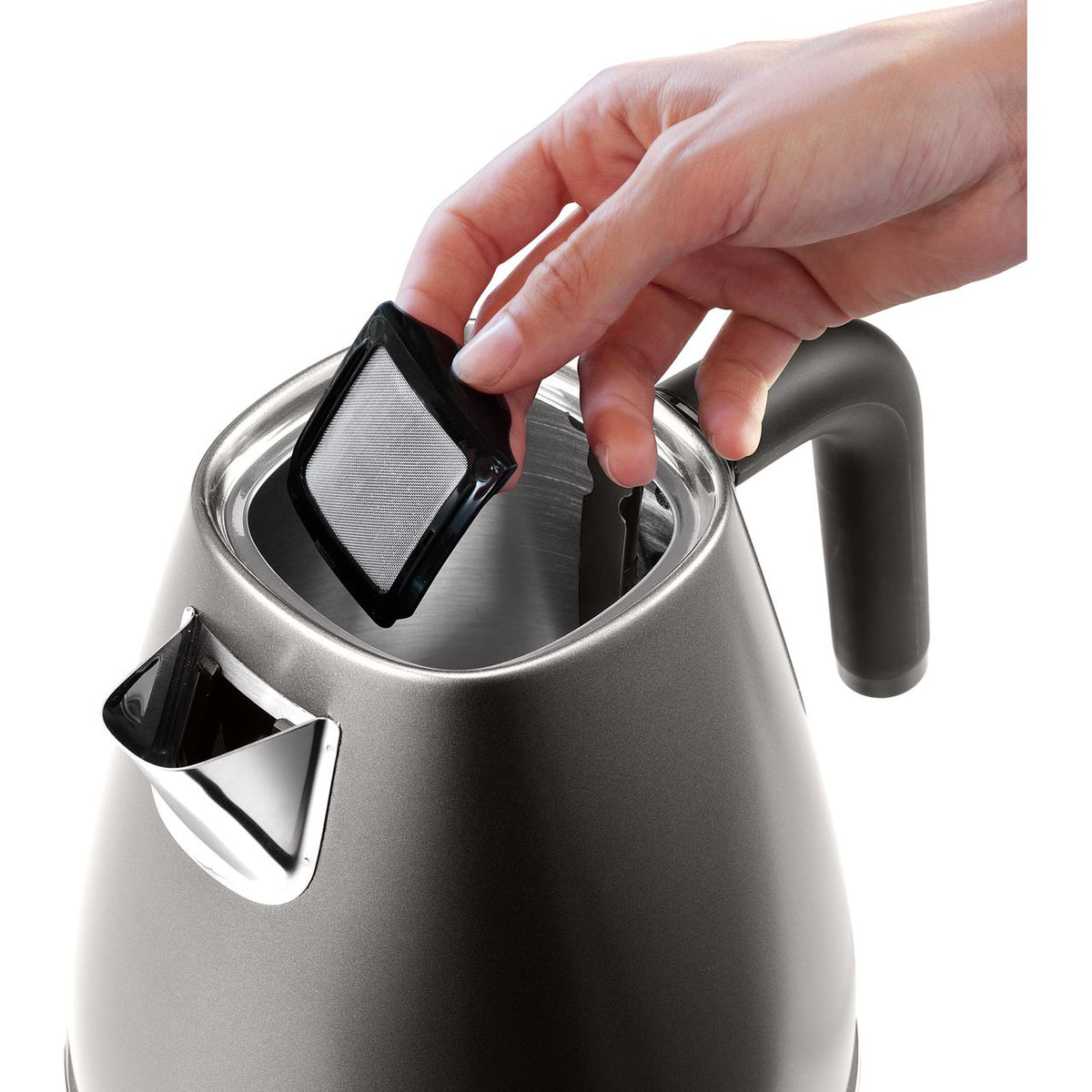 De'Longhi Distinta X KBIN3001.TB Kettle - Titanium