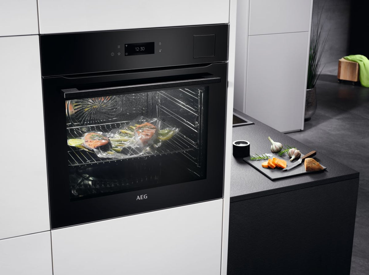 AEG Steamify BSK798280B Built In Electric Single Oven - Black - A++ Rated