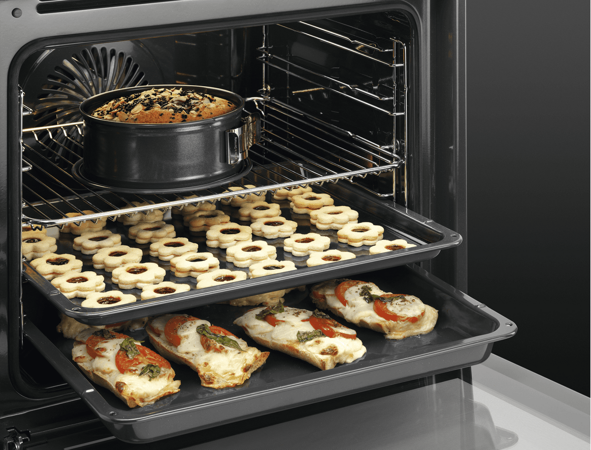 AEG Steambake BPS355061M Built In Electric Single Oven with Pyrolytic Cleaning - Stainless Steel - A+ Rated