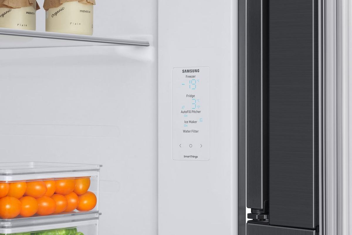 Samsung Series 9 Beverage Center™ RH69CG895DB1EU Wifi Connected Total No Frost American Fridge Freezer - Black