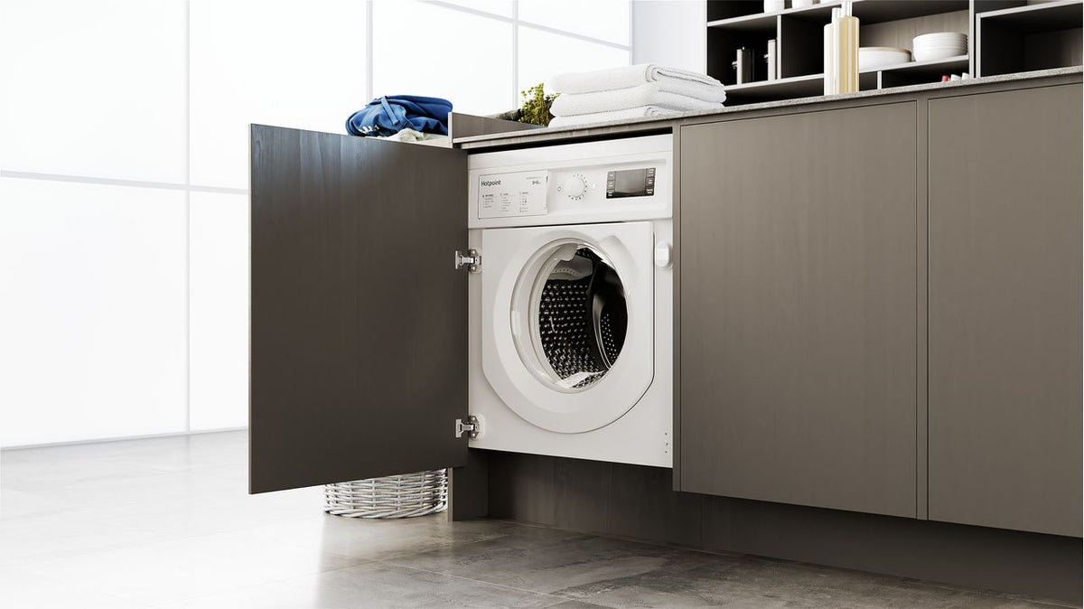 Hotpoint BIWDHG961485UK Integrated 9Kg - 6Kg Washer Dryer with 1400 rpm - White - D Rated