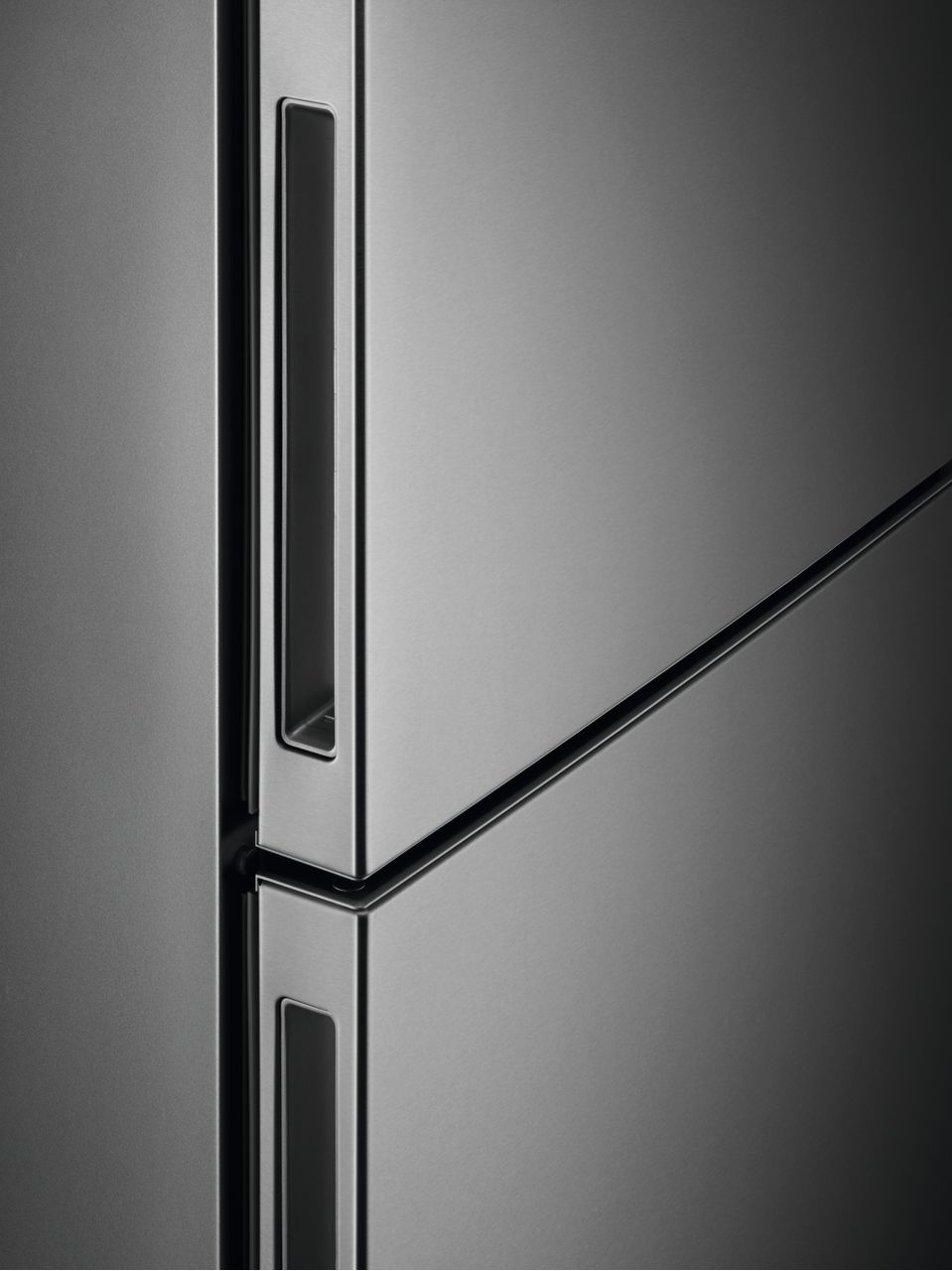 AEG 6000 TwinTech® RCB632E2MX 70-30 Total No Frost Fridge Freezer - Stainless Steel - E Rated