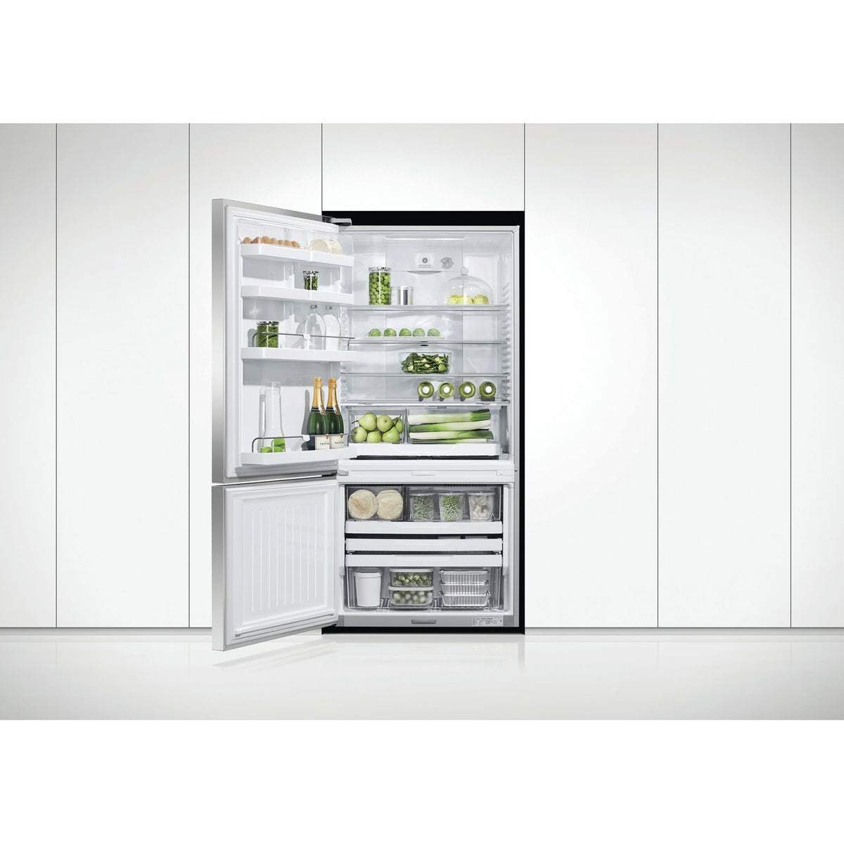 Fisher & Paykel RF522BLXFD5 70-30 Total No Frost Fridge Freezer - Silver - F Rated