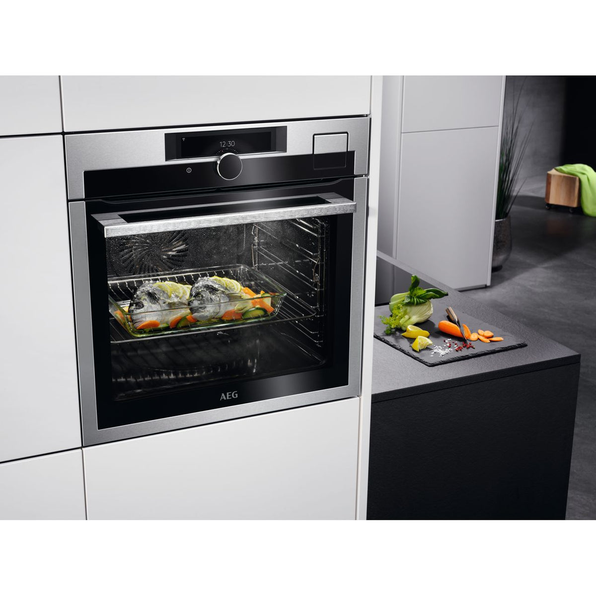 AEG BSE998330M Built In Electric Single Oven - Stainless Steel - A++ Rated