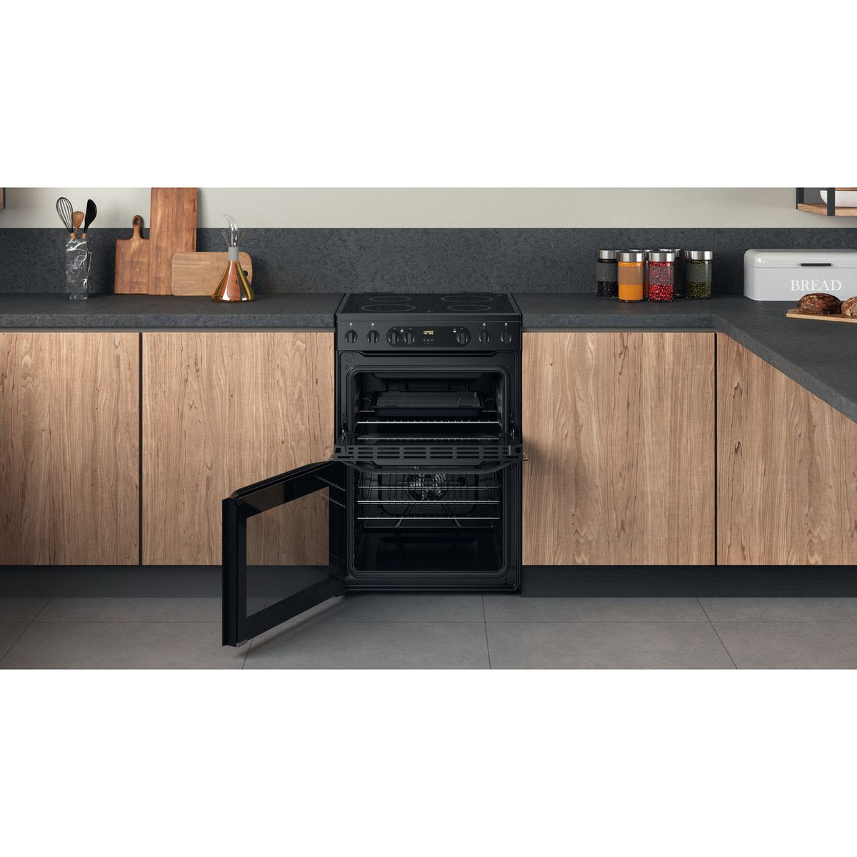 Hotpoint HDM67V9CMB-UK Electric Cooker with Ceramic Hob - Black - A-A Rated