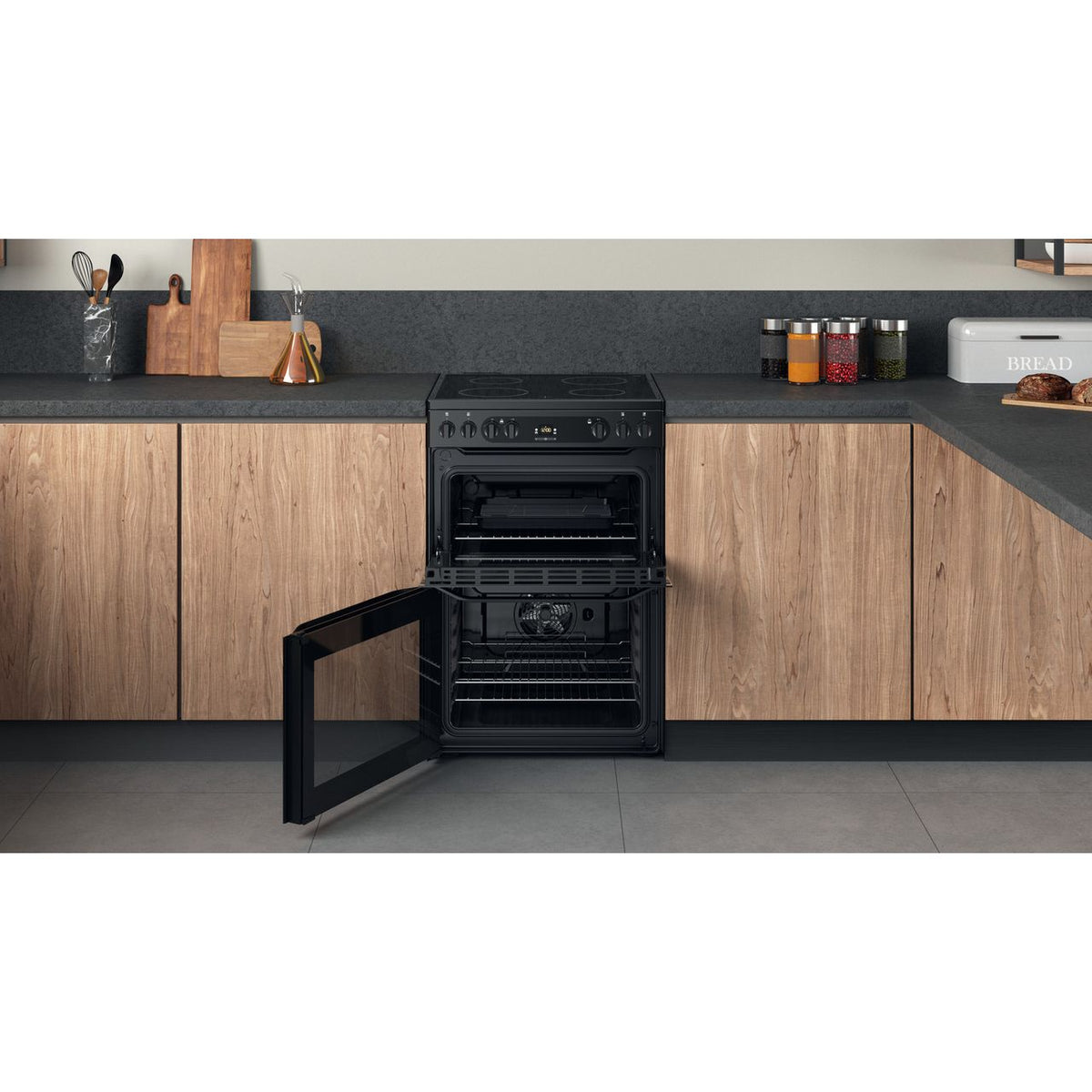 Hotpoint HDM67V92HCB-UK Electric Cooker with Ceramic Hob - Black - A-A Rated