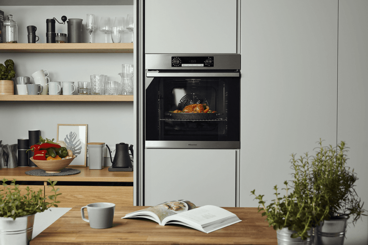 Hisense BSA65222PXUK Built In Electric Single Oven with Pyrolytic Cleaning - Stainless Steel - A+ Rated