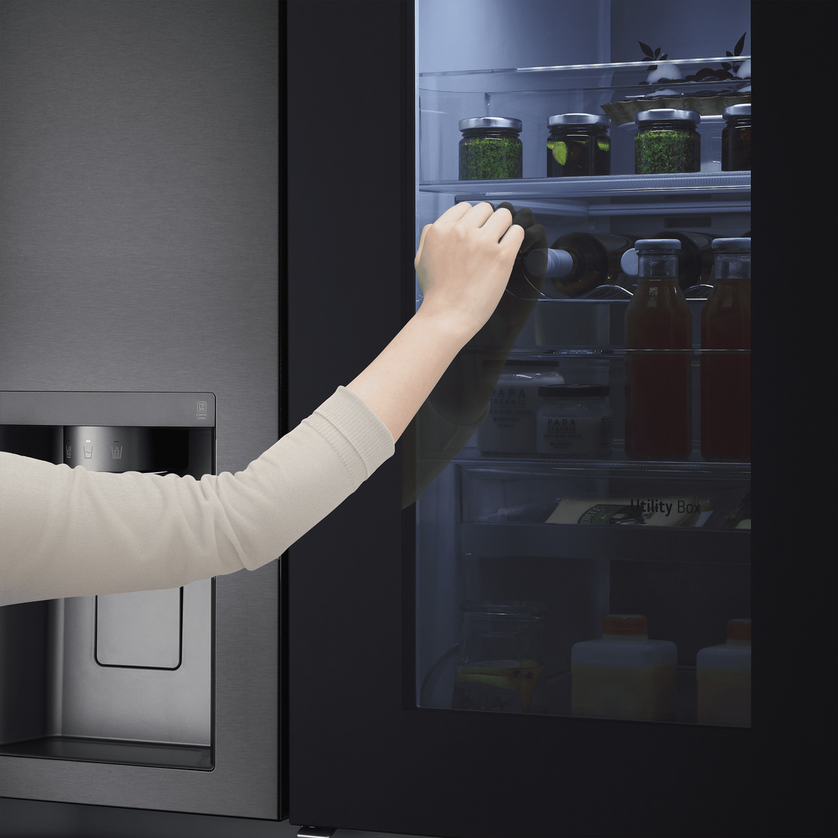 LG InstaView™ ThinQ™ GSXV91MCAE Wifi Connected Non-Plumbed Total No Frost American Fridge Freezer - Matte Black - E Rated