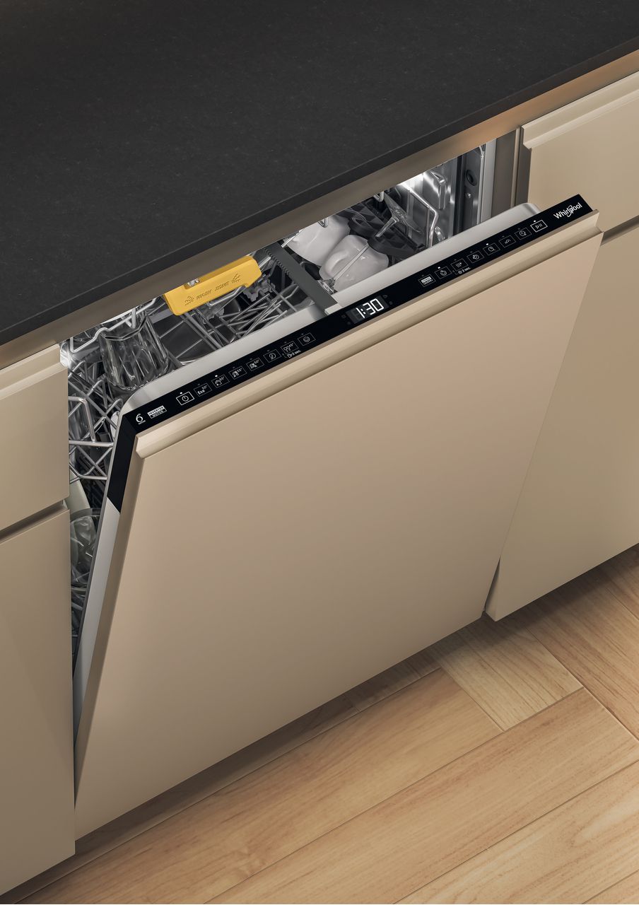 W8IHP42LUK | Whirlpool Dishwasher | Black | ao.com