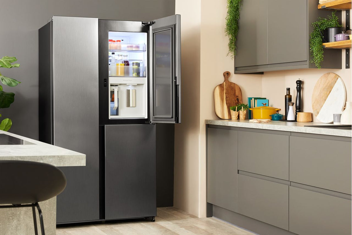 Samsung Series 9 Beverage Center™ RH69CG895DS9EU Wifi Connected Total No Frost American Fridge Freezer - Inox