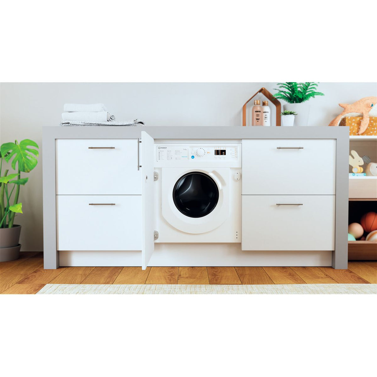 Indesit BIWDIL75125UKN Integrated 7Kg - 5Kg Washer Dryer with 1200 rpm - White - F Rated