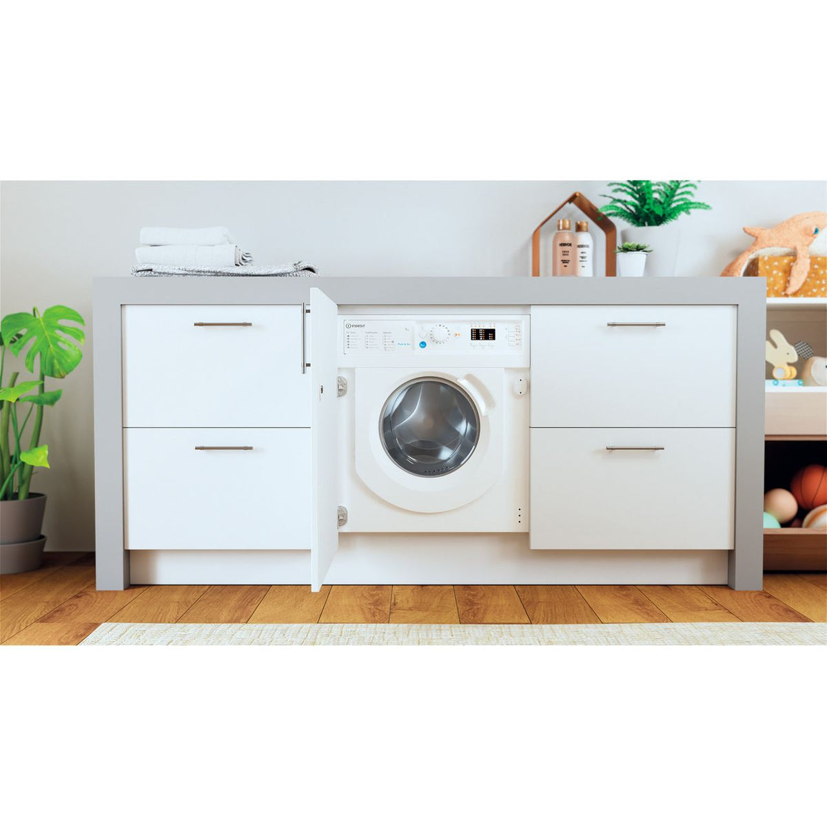 Indesit BIWMIL71252UKN Integrated 7kg Washing Machine with 1200 rpm - White - E Rated