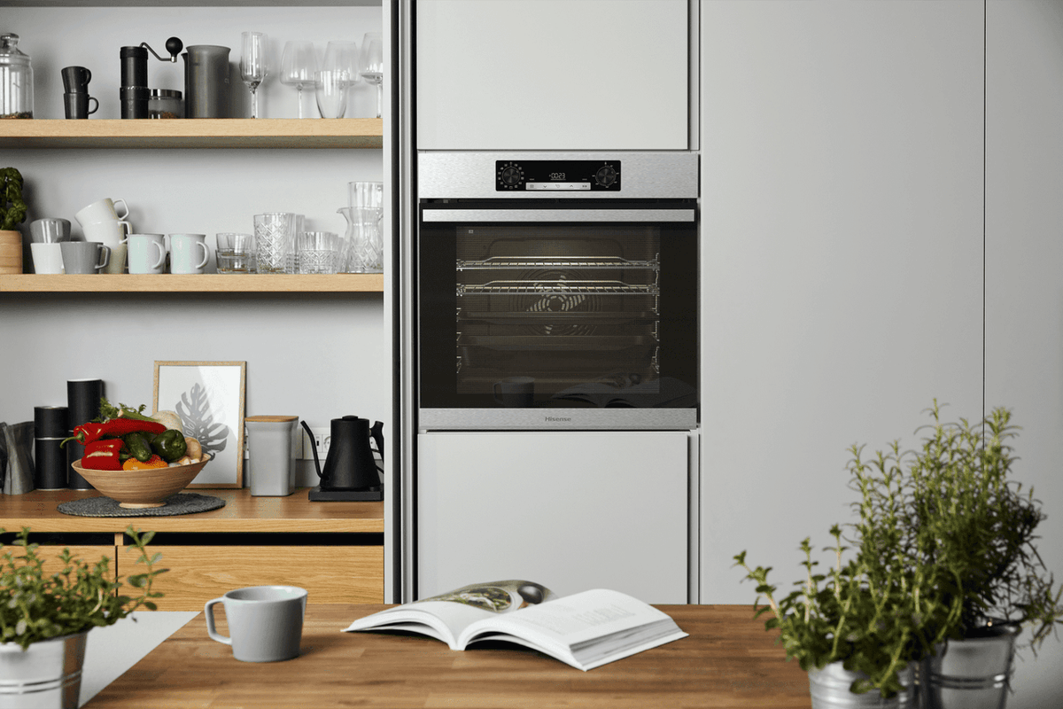 Hisense BSA65222PXUK Built In Electric Single Oven with Pyrolytic Cleaning - Stainless Steel - A+ Rated