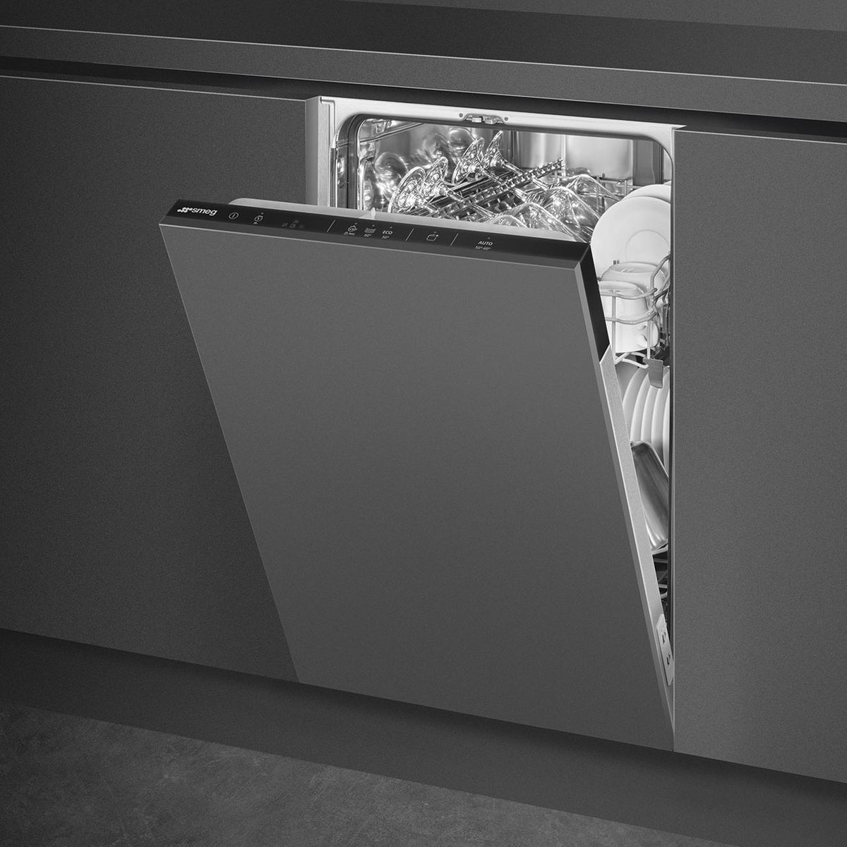 Smeg DI4522 Fully Integrated Slimline Dishwasher - Black Control Panel with Sliding Door Fixing Kit - E Rated