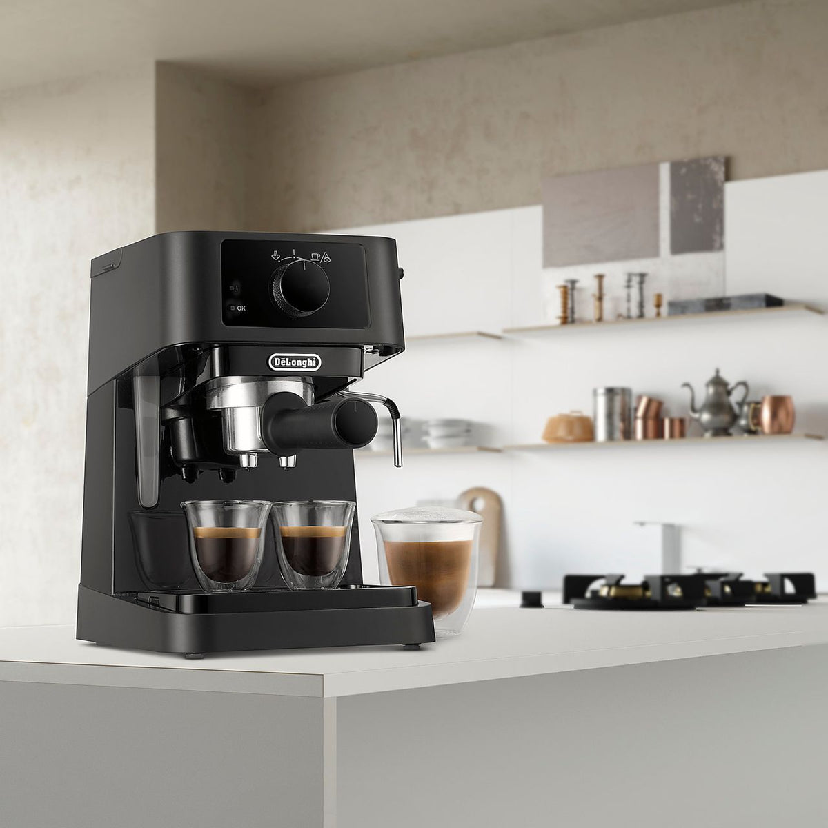 De'Longhi Stilosa Traditional Pump EC230.BK Espresso Coffee Machine - Black