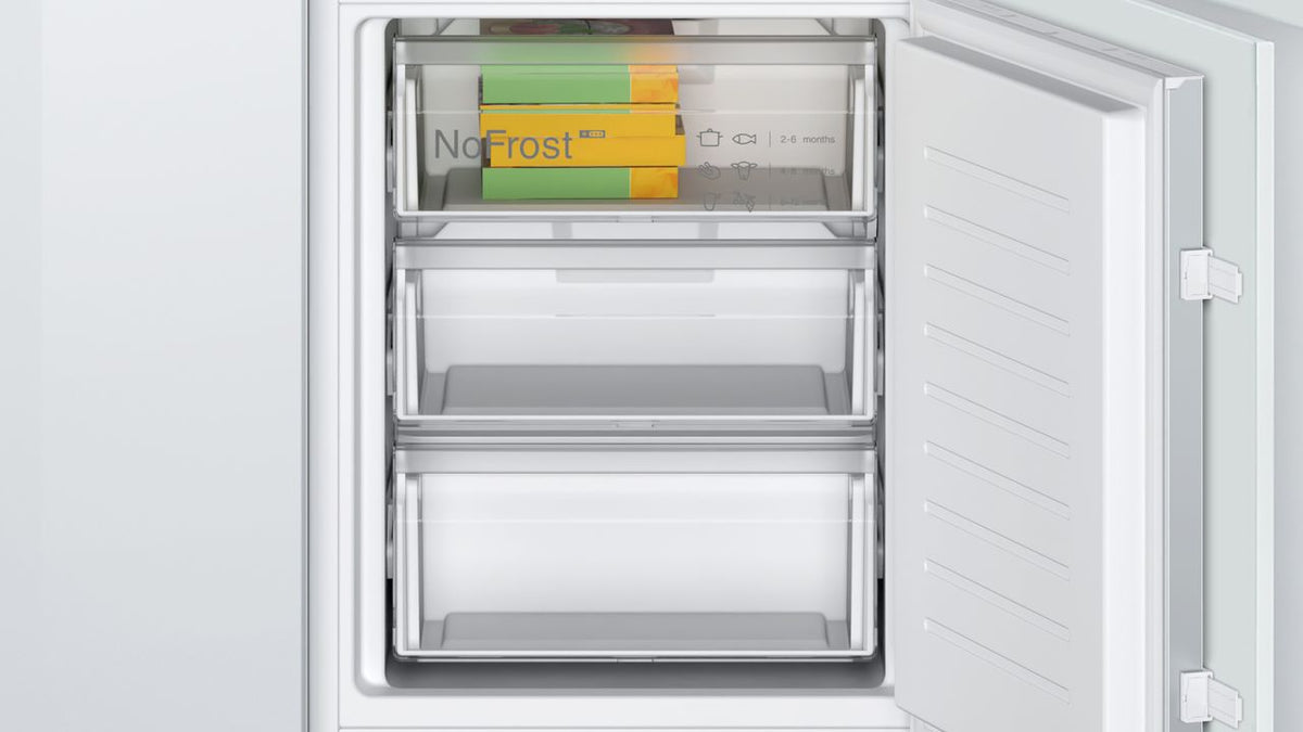 Bosch Series 2 KIN86NSE0G Integrated 60-40 Frost Free Fridge Freezer with Sliding Door Fixing Kit - White - E Rated