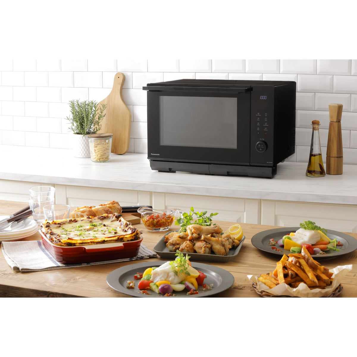 Panasonic 4-in-1 Steam NN-DS59NBBPQ 27 Litre Combination Microwave Oven - Black