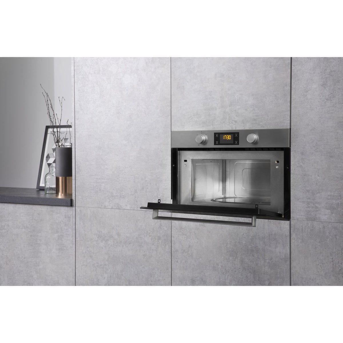 Hotpoint Class 3 MD344IXH Built In Microwave With Grill - Stainless Steel