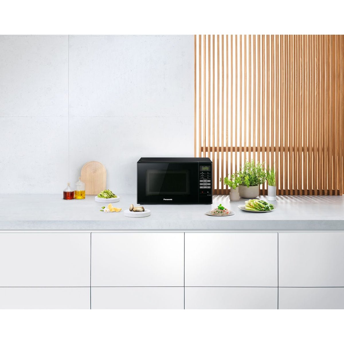 Panasonic NN-E28JBMBPQ 20 Litre Microwave - Black